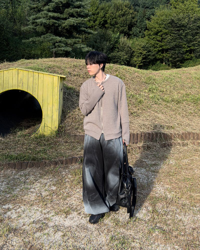 Angle Knit Zip-up with Hand Warmers