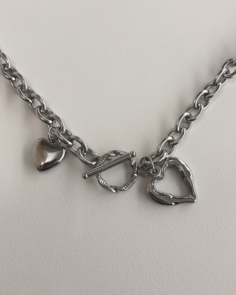 winkle heart toggle bar necklace