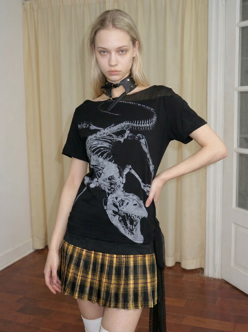 Emoha（エモハ）の「Emohaブラック ドラゴンスカルプリントTシャツ（トップス）」