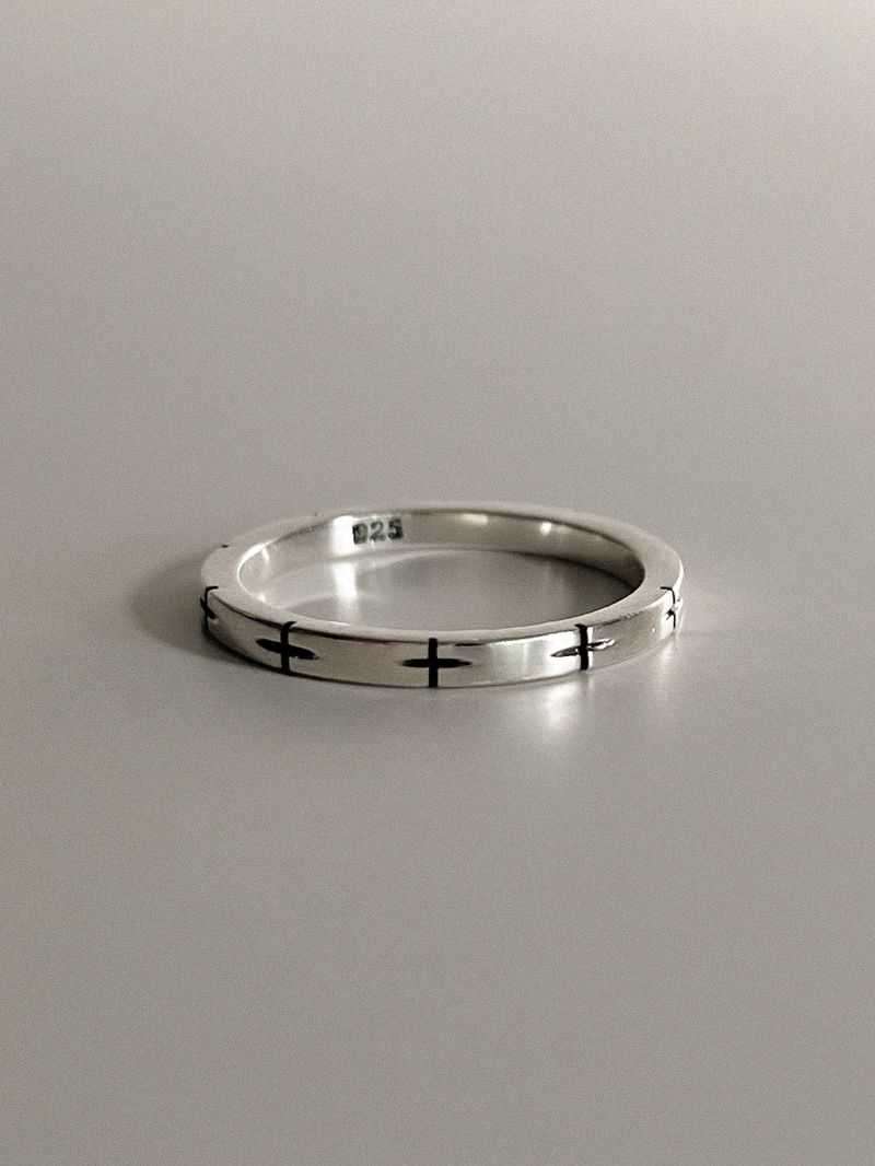 mattoi（マットゥア）の「ホーブクロスリング (シルバー) *1PCS（アクセサリー）」
