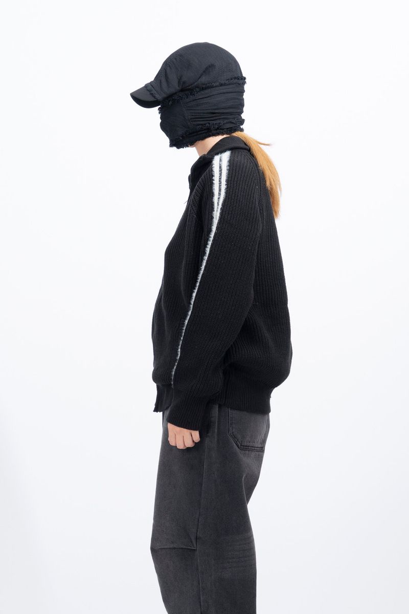 Tiny Hairy Line Knit Zip Up
