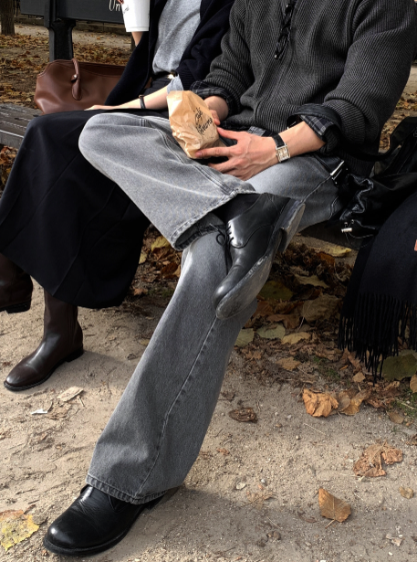 Crete Greywashed Semi-Wide Denim Pants