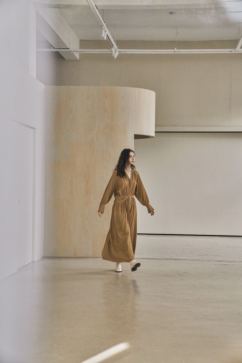MYTHIC DRESS_CAMEL