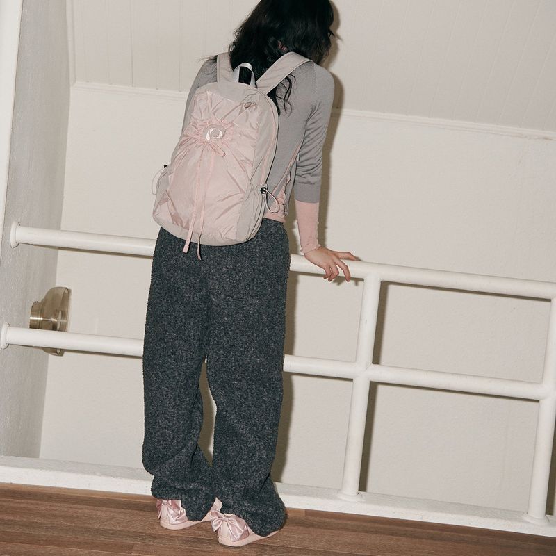 hole string po backpack (pink grey)