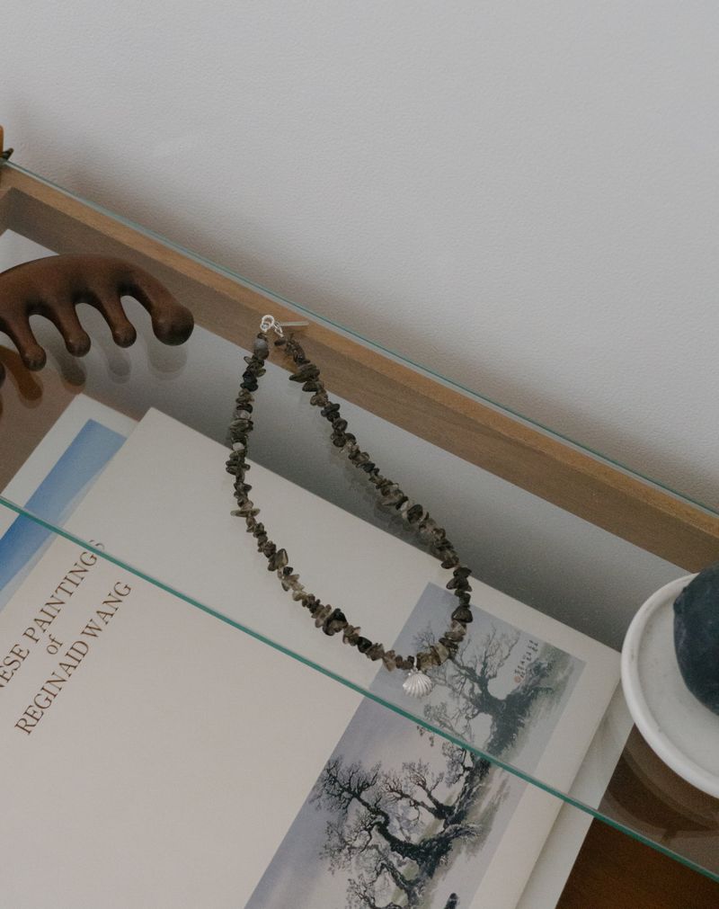 Aya necklace [smoke]
