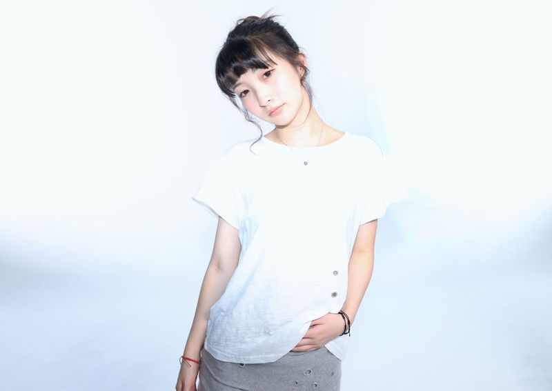 Grunge Claw Leopard Eyelet Tee - White