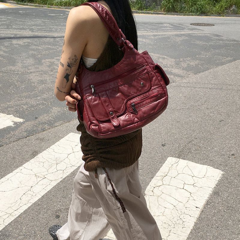 WONDER WONDER（ワンダーワンダー）の「Covill Vintage Flap Leather Shoulder Bag（Bags）」