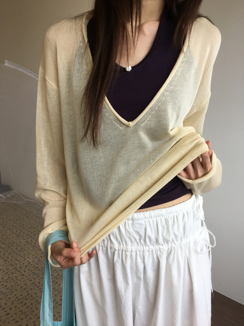 DUGGY（ダギー）の「Veiled Summer V-neck Knit (5color)（Tops）」