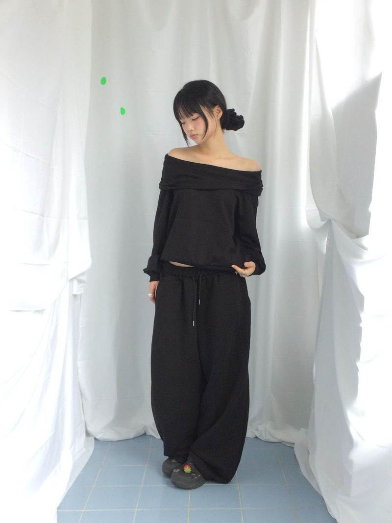 loose fit basic jogger pants