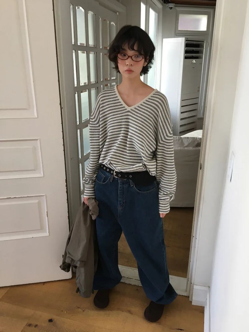 Cebu striped V-neck knit (2color)