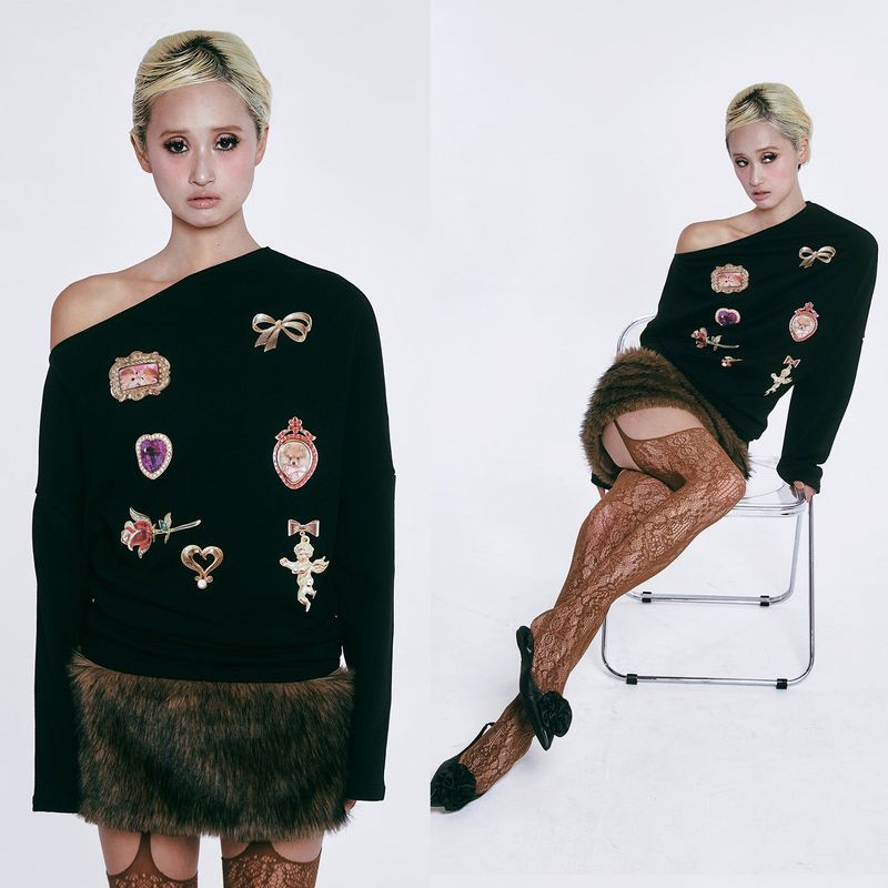 [Elegant Cuteness] off shoulder t