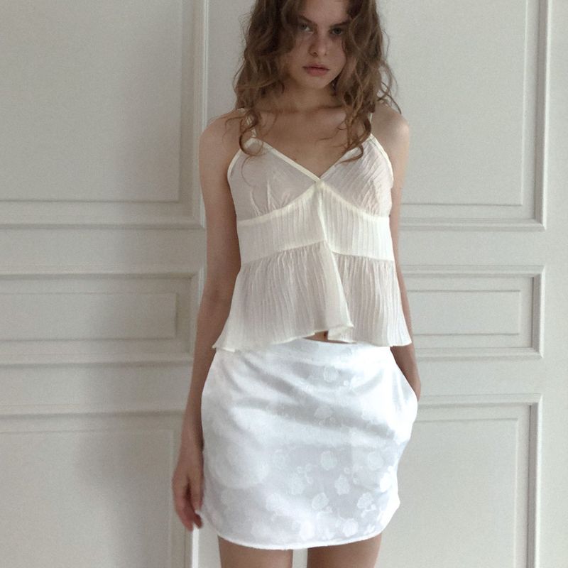 Maga sleeveless blouse (white)
