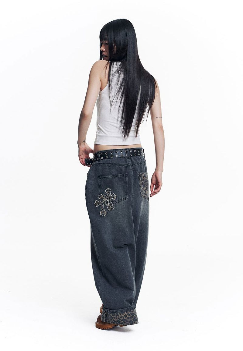 Leopard Cross Patch Roll-Up Denim Pants - Black