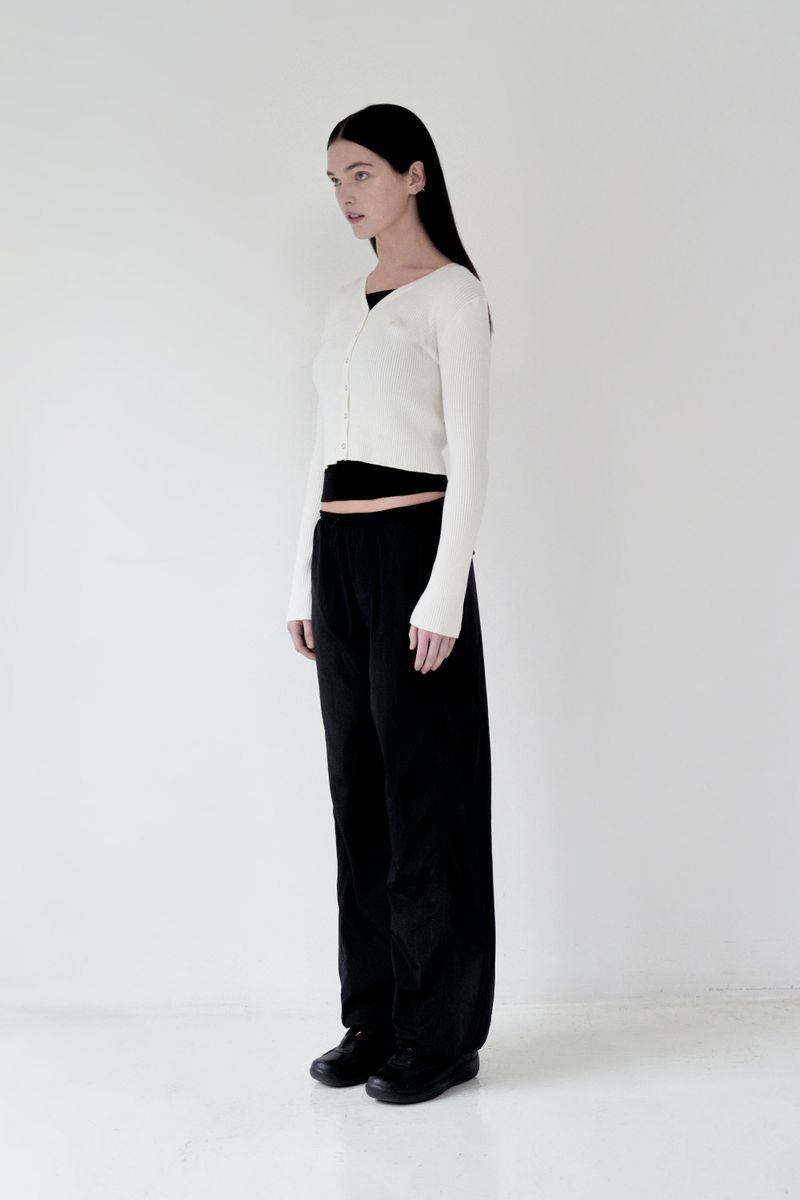 KIRSH PLAIN V NECK SLIM CARDIGAN [WHITE]