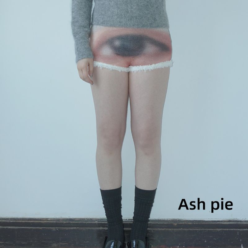 Ash pie（アッシュパイ）の「Printed & furry shorts（Pants）」