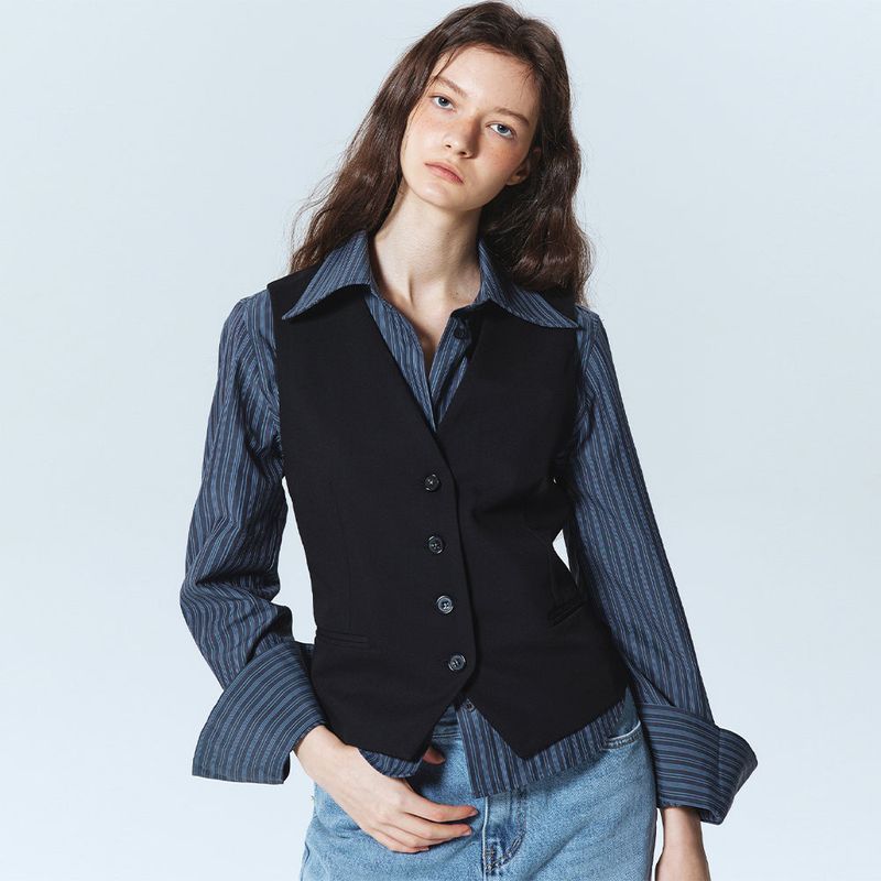 NICK&NICOLE(ニック&ニコール)の「CLASSIC BUCKLE POINT VEST_BLACK(Jackets/Outerwear)」