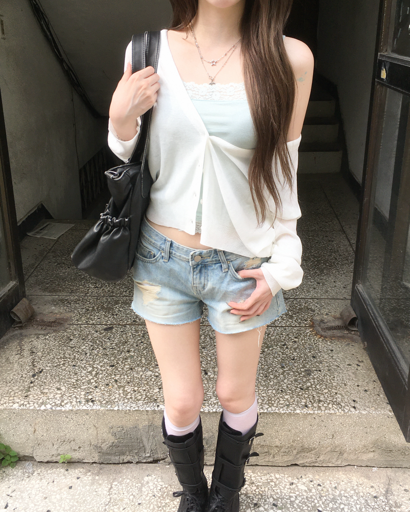 kyoive(コイブ)の「Deep V neck cardigan(Tops)」