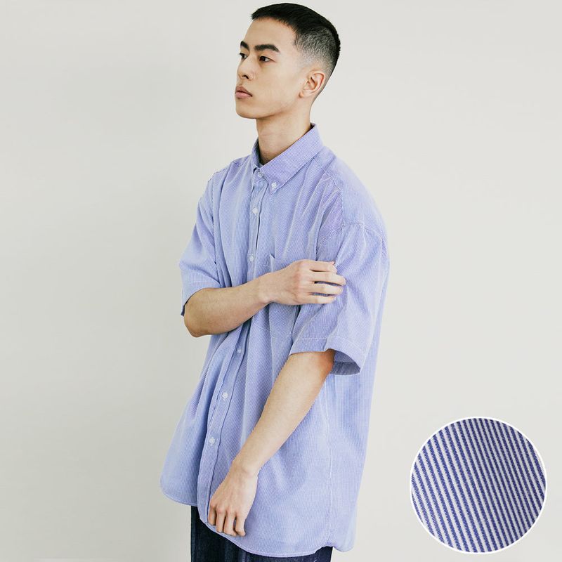 KND(ケイエンド)の「STRIPE COMF LOOSE FIT SHIRT BLUE(Tops)」