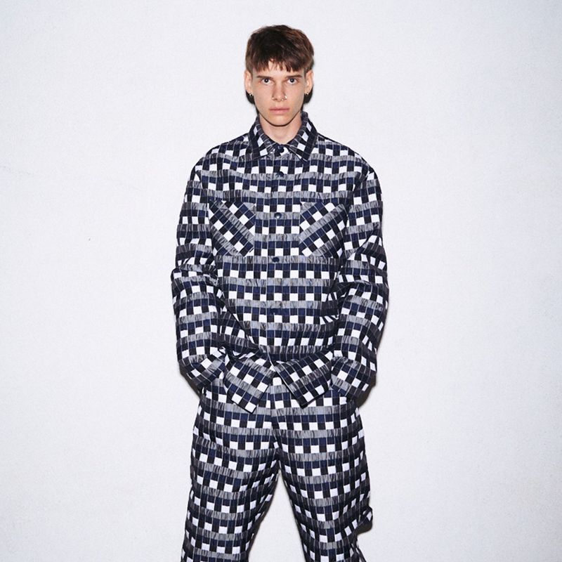 NAVY CHECERED PADDED SHIRT