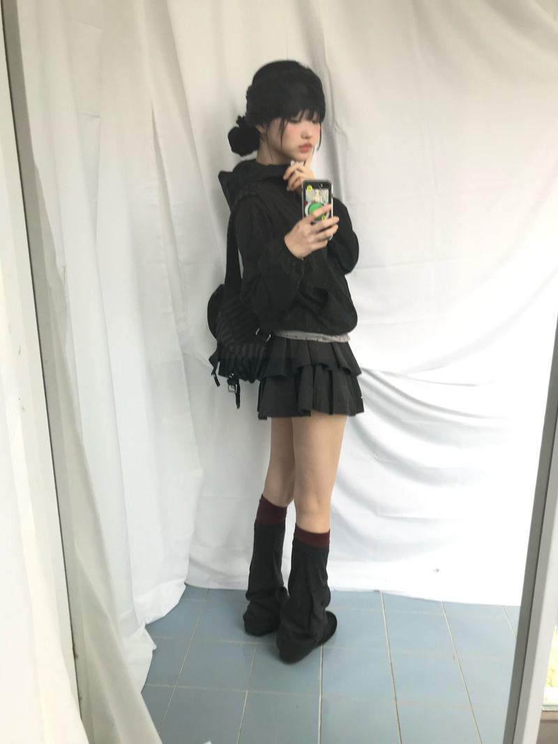 double frill pleated skirt
