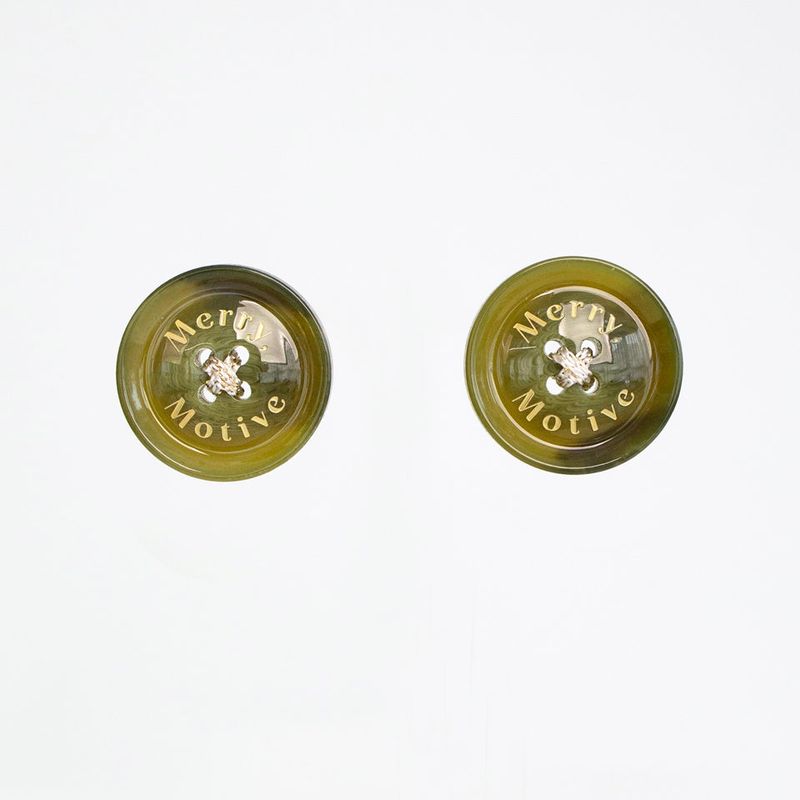Merry,Motive signature button earring (Khaki)