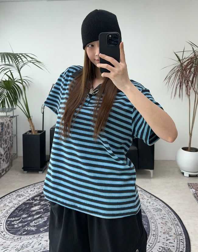 SATIIIZ（サティーズ）の「ガエンテリーストライプカラーTシャツ（トップス）」