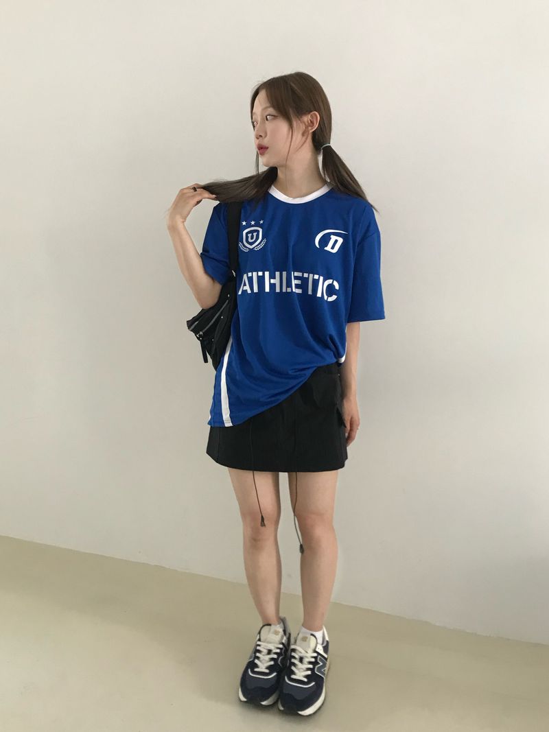 Healing mini skirt