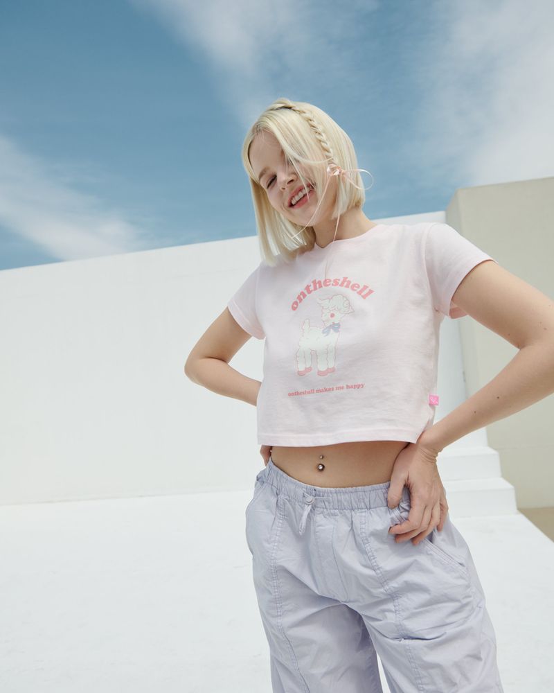 Ontheshell Baby Crop T-Shirt