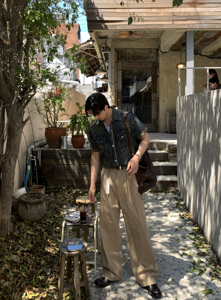 Look Mallet Classic Two-Tuck Cotton Wide Pants