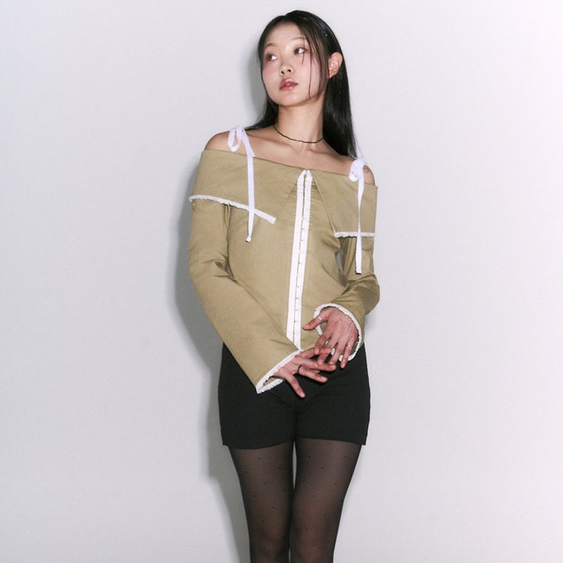 Hook Off Shoulder Blouse [mustard]