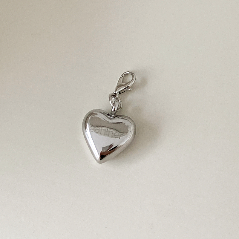 [handmade] heart logo keyring