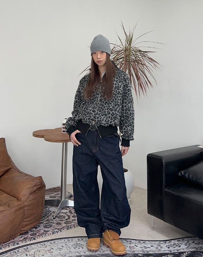 Neto Leopard High Neck Zip-up