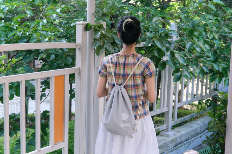 Girl string bag -  Light gray