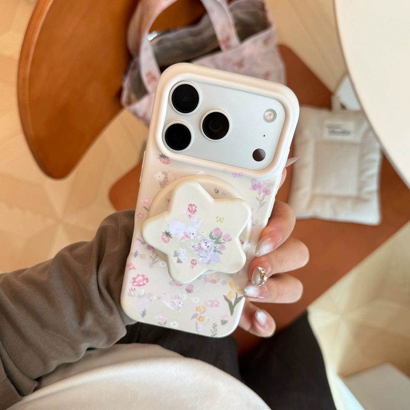 Maison De Theca（メゾン デ テカ）の「Flower Garden Bunny Magnetic iPhone Case（Smartphone Accessories）」