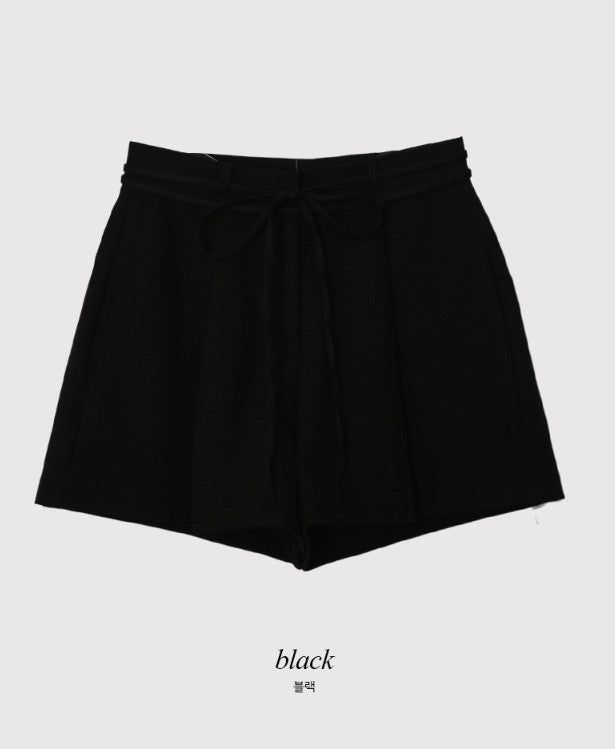 Solid Pintuck Strap Slacks Half Pants (3color)