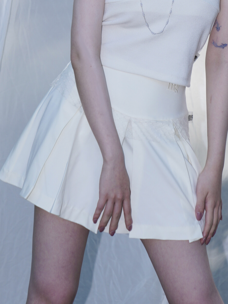 musemuseum（ミューズミュージアム）の「Bella skirt - white（Skirts）」