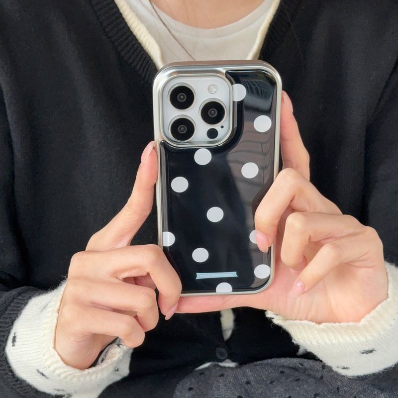 your emotions(ユアーイモーション)の「Dot text silver case (black)(Smartphone Accessories)」