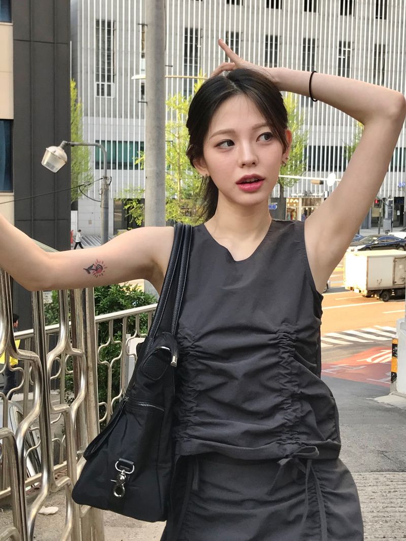 Lovech set up sleeveless