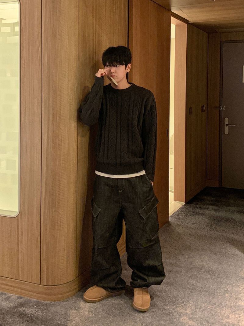 Cozy warmer cable round knit