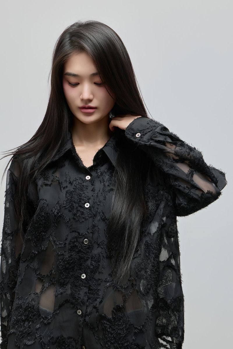 Feather Lace Overfit Shirt_Black