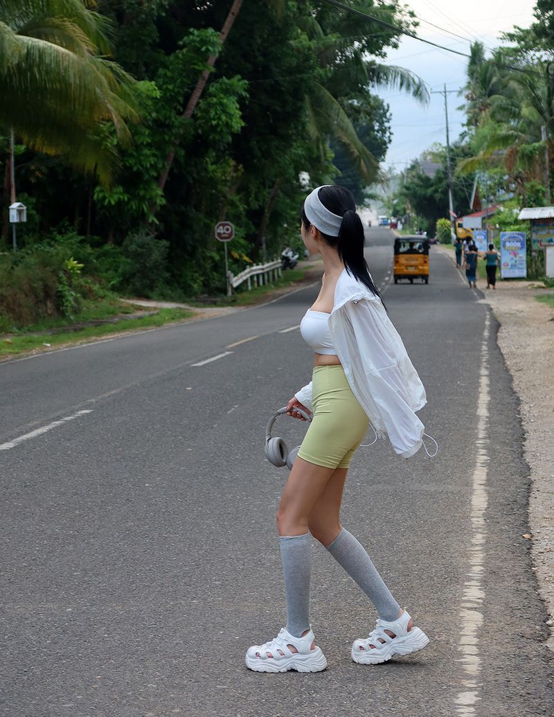 full-heeled sandal sneakers