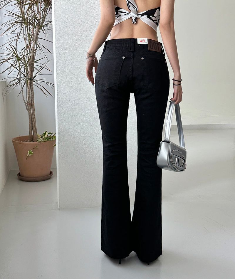 Basic Low-Rise Bootcut Pants