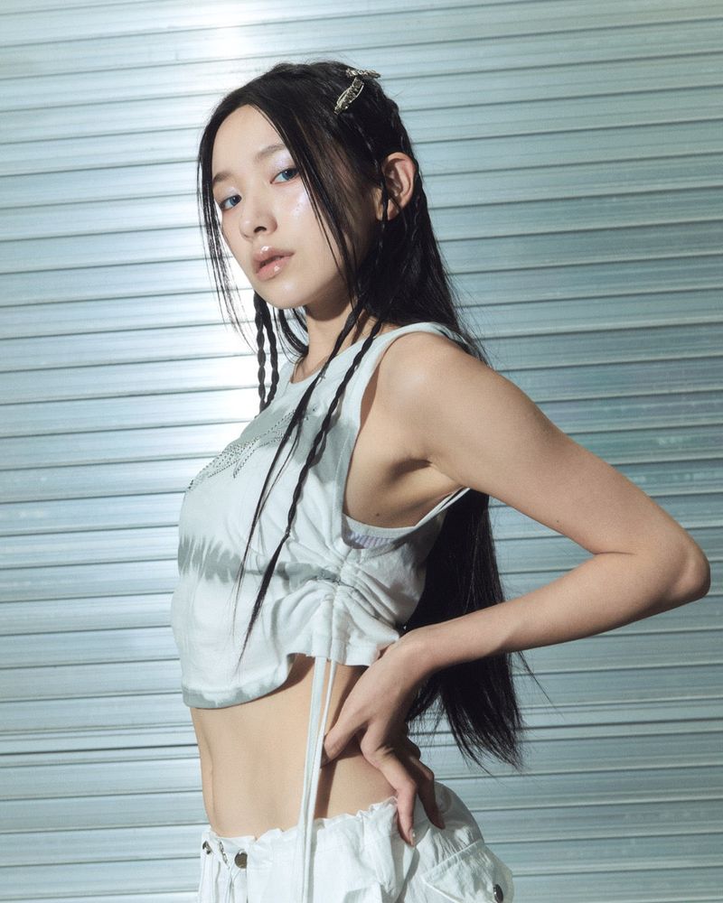 gem stone shirring top- white