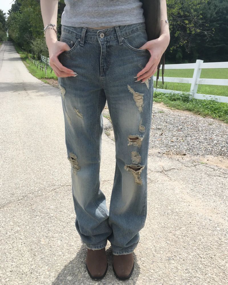 OOTJ loose damage flare jeans