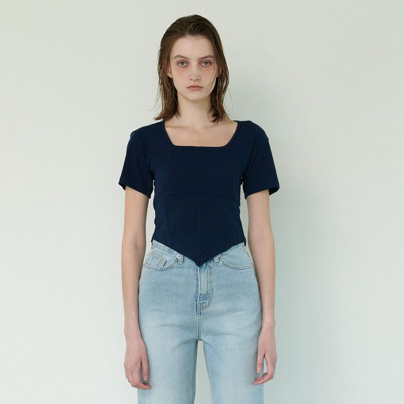 MOIFAIRE(モイフェア)の「SQUARE T-SHIRT, NAVY(Tops)」