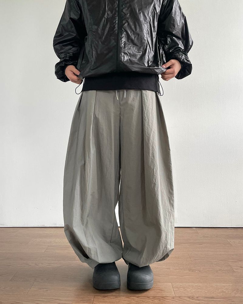 IDF（アイディーエフ）の「Oft Pintuck Nylon Pants（Pants）」