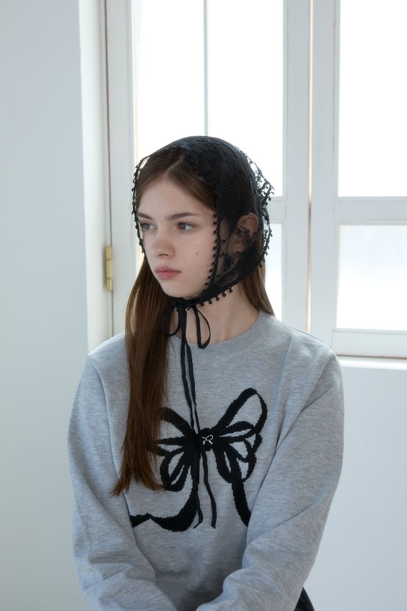 PETAL LACE KERCHIEF