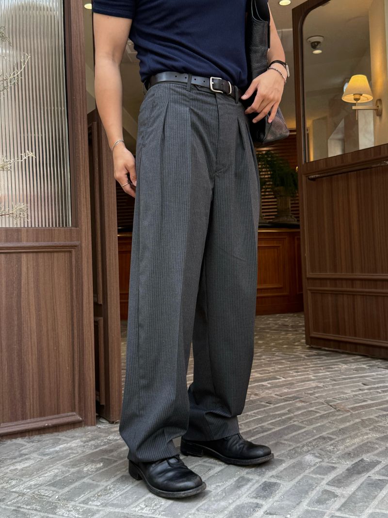Essen two tuck slacks
