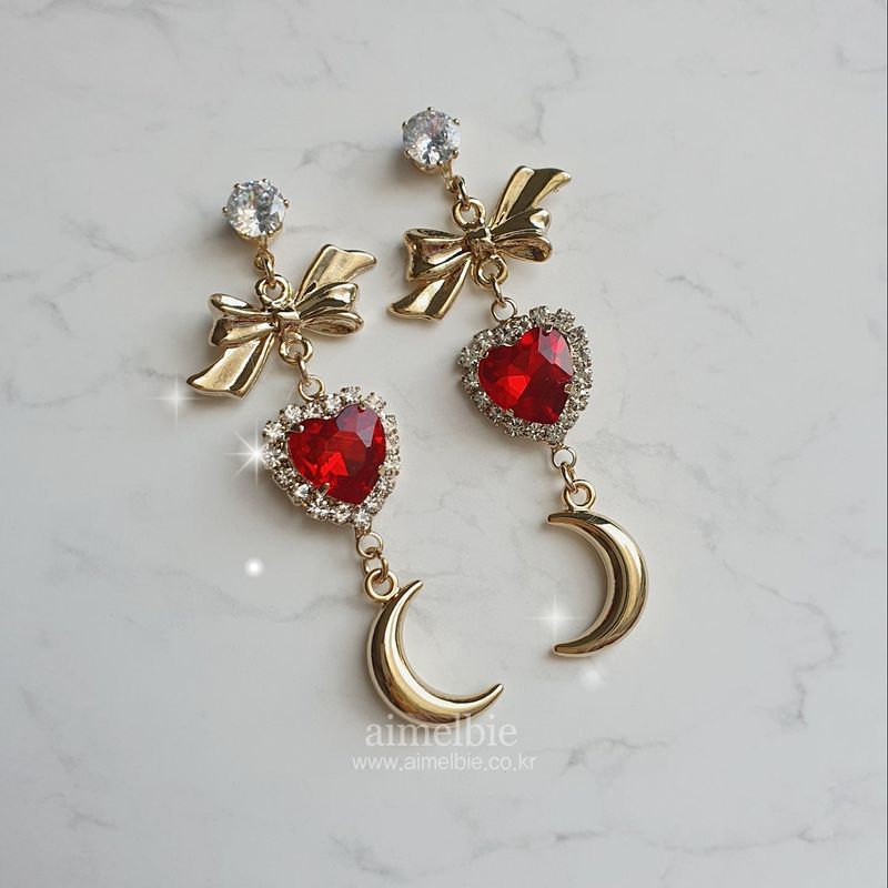 Moon Witch Earring- Red