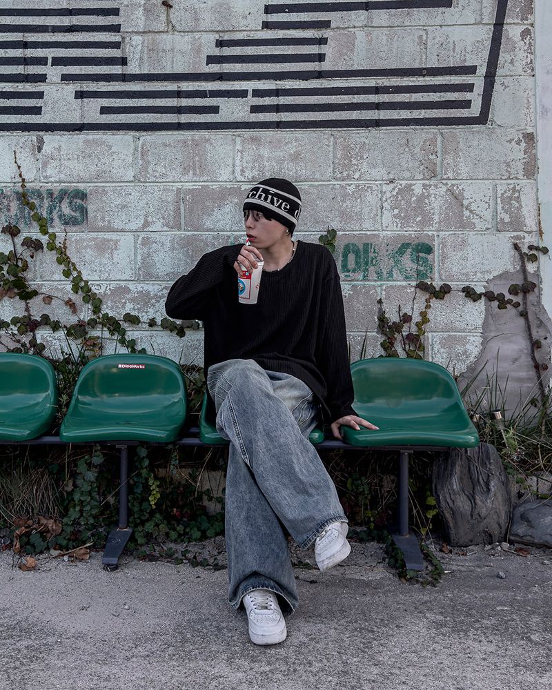 Hug Oversized Ribbed U-Neck Knit